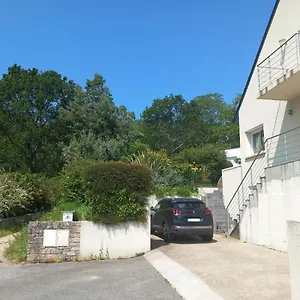 Au Calme Proche D'un Petit Bois Dans Quimper