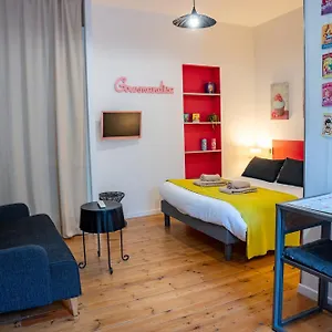 Apartment En - A 450 M Du Centre Historique, Quimper
